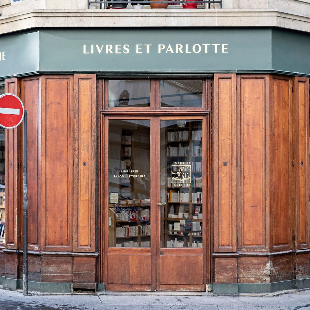 Librairie Livres et Parlotte 2